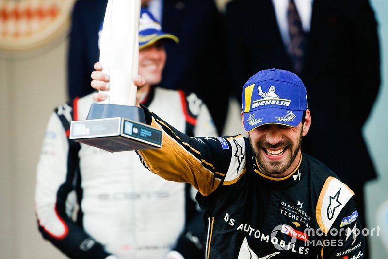 Podium: race winner Jean-Eric Vergne, DS TECHEETAH celebrates victory