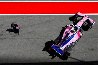 Nick Yelloly, Racing Point RP19, vertrekt uit de pitbox