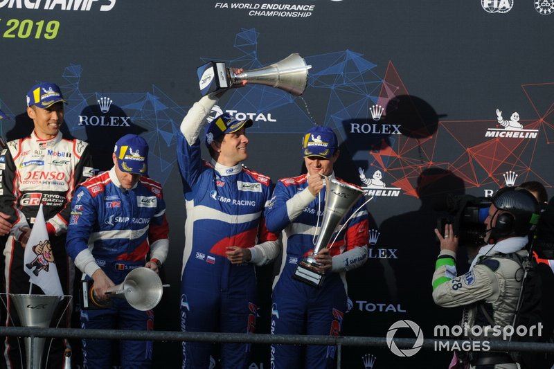 P1 Podio, #11 SMP Racing BR Engineering BR1: Mikhail Aleshin, Vitaly Petrov, Stoffel Vandoorne