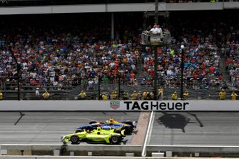 Simon Pagenaud, Team Penske Chevrolet, Alexander Rossi, Andretti Autosport Honda