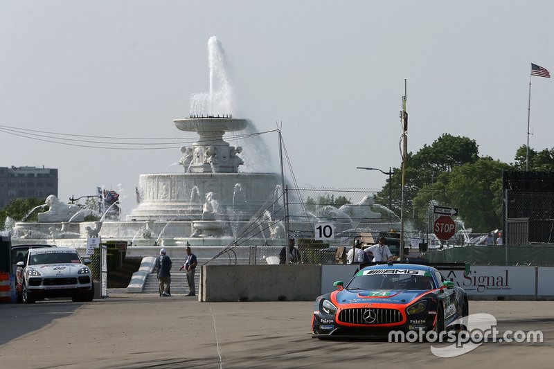 #96 Turner Motorsport BMW M6 GT3, GTD: Bill Auberlen, Robby Foley