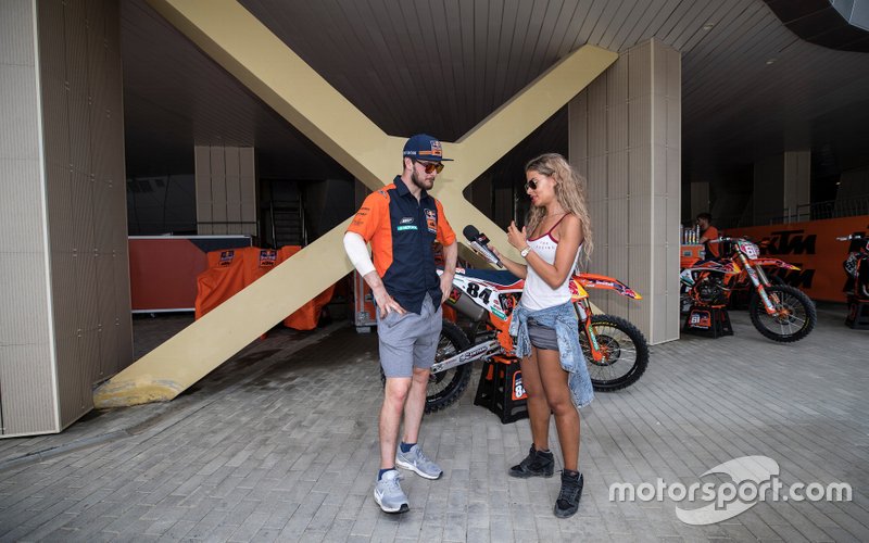 Jeffrey Herlings, Red Bull KTM Factory Racing con Lisa Leyland