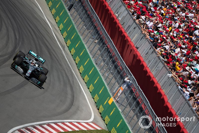 Lewis Hamilton, Mercedes AMG F1 W10