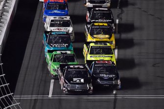 Race Winner Kyle Busch, Kyle Busch Motorsports, Toyota Tundra Cessna