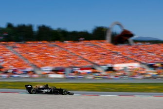 Romain Grosjean, Haas F1 Team VF-19