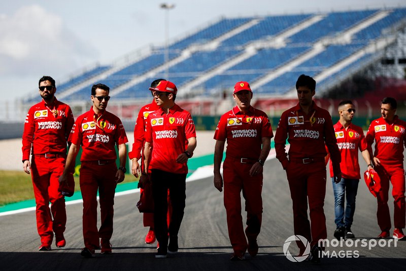 Charles Leclerc, Ferrari cammina sulla pista