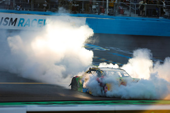 1. Kyle Busch, Joe Gibbs Racing, Toyota Camry M&M's