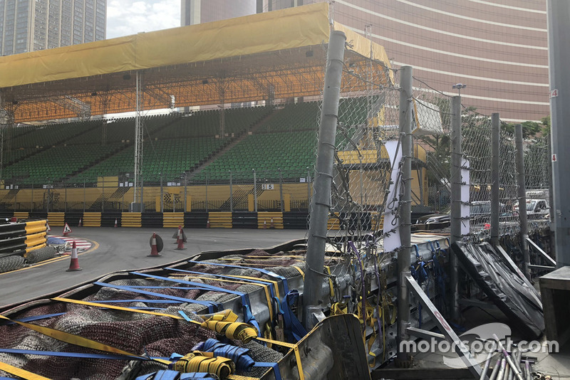 Detalle de la curva tras el accidente