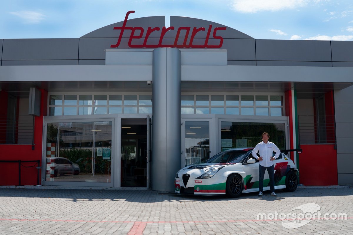 Jean-Karl Vernay, Team Mulsanne, Alfa Romeo Giulietta Veloce TCR