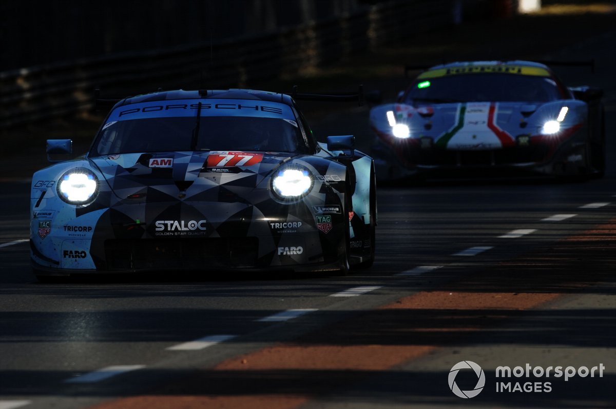 #77 Dempsey-Proton Racing Porsche 911 RSR: Christian Ried, Riccardo Pera, Matt Campbell