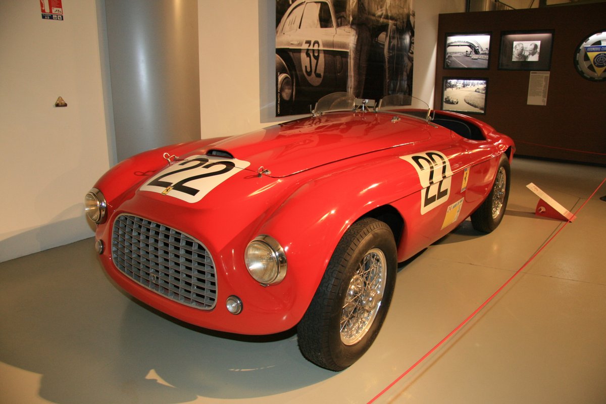 1949年:フェラーリ166MM バルケット・ツーリング(Ferrari 166 MM Barquette Touring)
