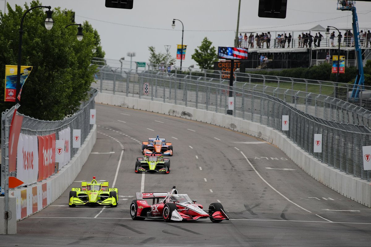 Scott McLaughlin Team Penske Chevrolet, Simon Pagenaud, Team Penske Chevrolet