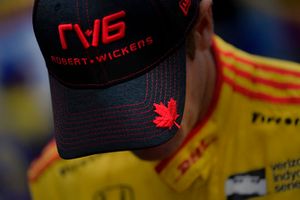 Ryan Hunter-Reay, Andretti Autosport Honda avec une casquette de Robert Wickens
