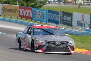 Erik Jones, Joe Gibbs Racing, Toyota Camry buyatoyota.com