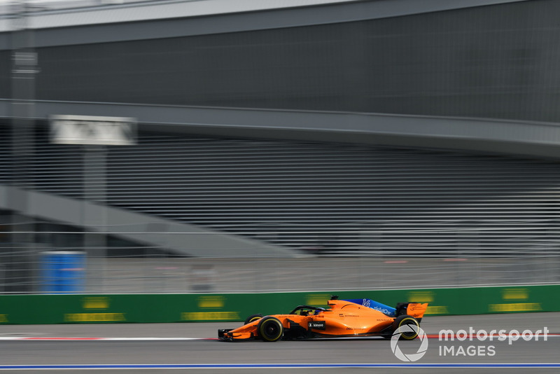 16. Fernando Alonso, McLaren MCL33*
