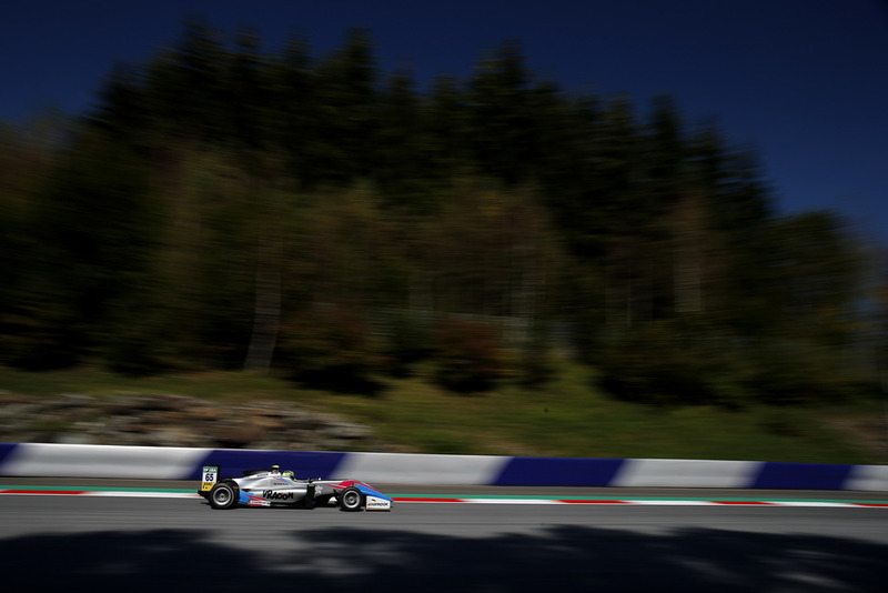 Enaam Ahmed, Hitech Bullfrog GP Dallara F317 - Mercedes-Benz