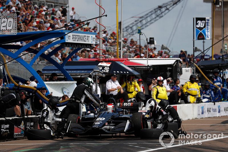 Ed Jones, Ed Carpenter Racing Chevrolet, pit stop