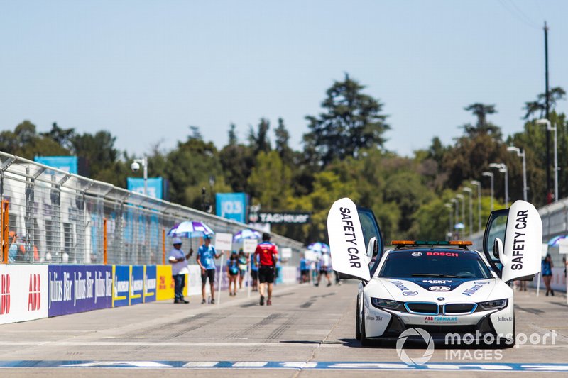 The Qualcomm BMW i8 Safety car on the grid