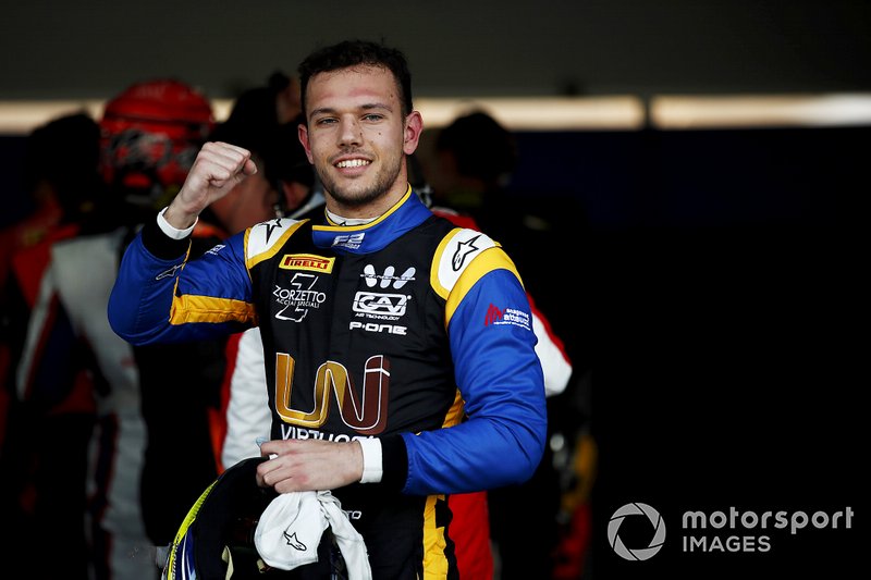 Pole sitter Luca Ghiotto, UNI VIRTUOSI