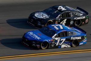 Ricky Stenhouse Jr., Roush Fenway Racing, Ford Mustang Fastenal Kevin Harvick, Stewart-Haas Racing, Ford Mustang Busch Beer Car2Can