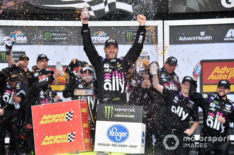 Il vincitore Jimmie Johnson, Hendrick Motorsports, Chevrolet Camaro Ally