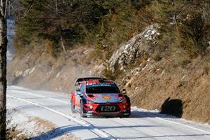 Thierry Neuville, Nicolas Gilsoul, Hyundai Motorsport Hyundai i20 Coupe WRC