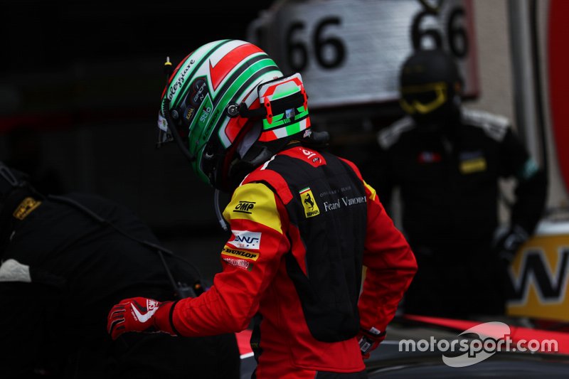 #66 JMW Motorsport Ferrari F488 GTE: Matteo Cressoni