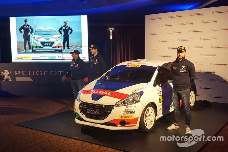 I piloti del Team Peugeot Sport Italia svelano la Peugeot 208