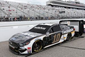 Aric Almirola, Stewart-Haas Racing, Smithfield Hometown Original Ford Mustang