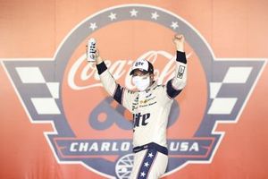 Race winner Brad Keselowski, Team Penske, Ford Mustang  