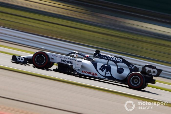 Daniil Kvyat, AlphaTauri AT01