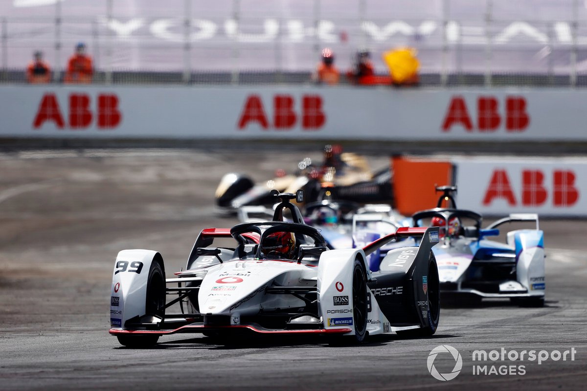 Pascal Wehrlein, Tag Heuer Porsche, Porsche 99X Electric, Maximilian Guenther, BMW I Andretti Motorsports, BMW iFE.21