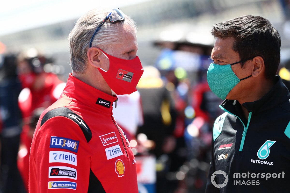 Davide Tardozzi, Team manager Ducati Team, Razlan Razali, Petronas Yamaha SRT
