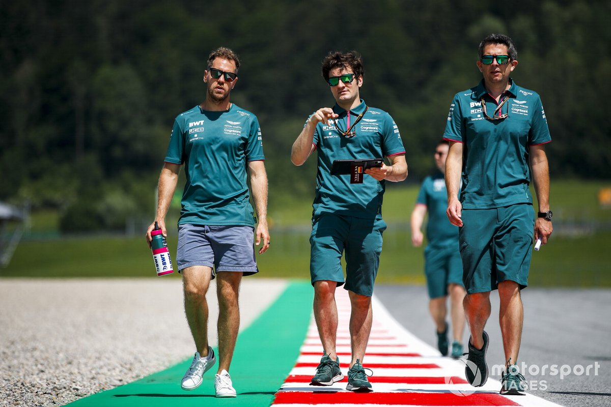 Sebastian Vettel, Aston Martin, recorre la pista del GP de Estiria