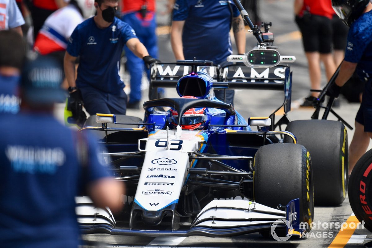 George Russell, Williams FW43B, ai box