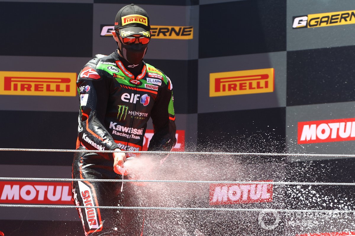 Podio: tercer lugar Jonathan Rea, Kawasaki Racing Team WorldSBK, WorldSBK