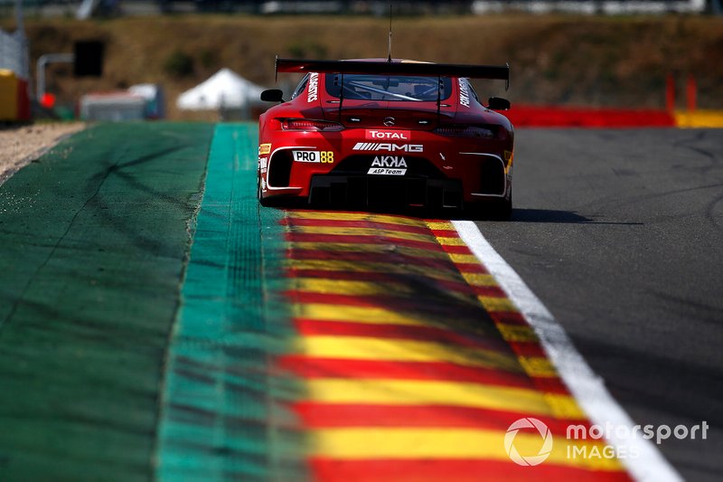 #88 Mercedes-AMG Team Akka ASP Mercedes-AMG GT3: Raffaele Marciello, Fabian Schiller, Vincent Abril