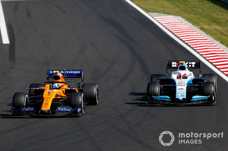 Lando Norris, McLaren MCL34, Robert Kubica, Williams FW42