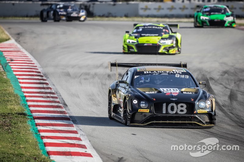 #108 Bentley Team M-Sport Bentley Continental GT3: Callum MacLeod, Andy Soucek, Maxime Soulet