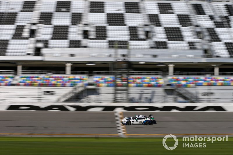 #98 ASTON MARTIN RACING Aston Martin Vantage GT3, GTD: Paul Dalla Lana, Pedro Lamy, Ross Gunn, Mat Lauda