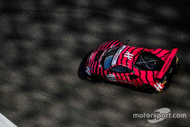 #83 Iron Lynx Ferrari 488 GT3: Manuela Gostner, Rahel Frey, Michelle Gatting