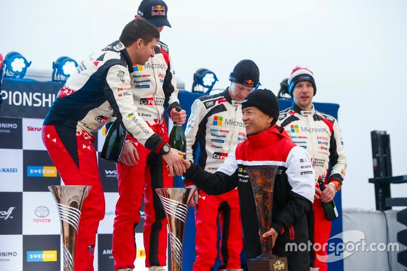 Podio: Elfyn Evans, Scott Martin, Toyota Gazoo Racing WRT Toyota Yaris WRC, Kalle Rovanperä, Jonne Halttunen, Toyota Gazoo Racing WRT Toyota Yaris WRC