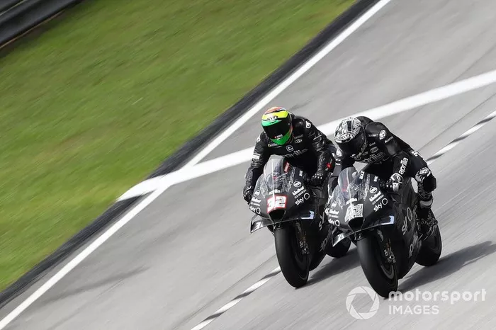 Aprilia y KTM van para arriba