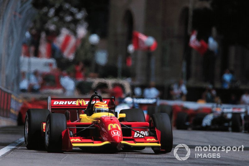 Tony Kanaan começou sua carreira na Indy (CART) em 1998, pela Tasman, vindo de uma campanha vitoriosa na Indy Lights, em 1997.