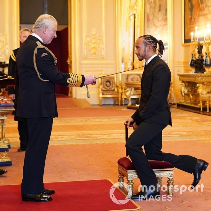 Lewis Hamilton, Mercedes, insignito del cavalierato
