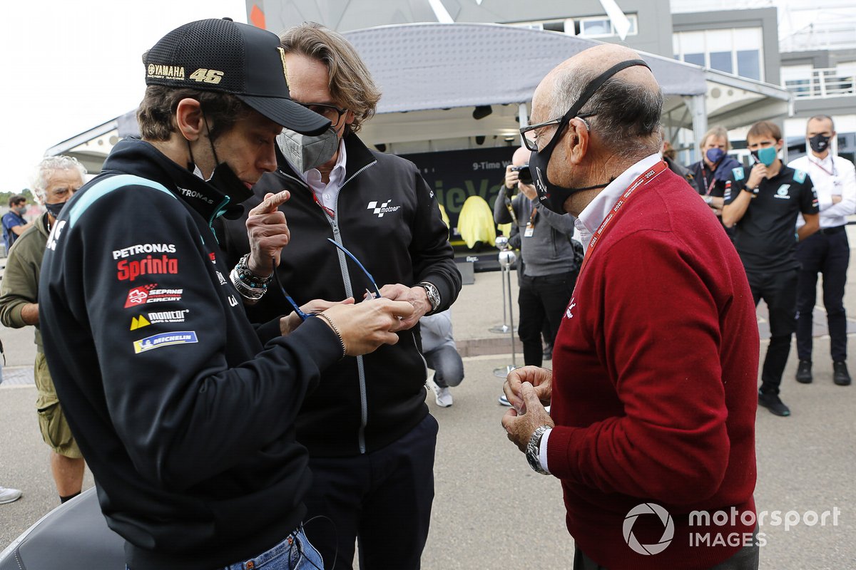 Valentino Rossi, Petronas Yamaha SRT, Carmelo Ezpeleta, CEO de Dorna Sports