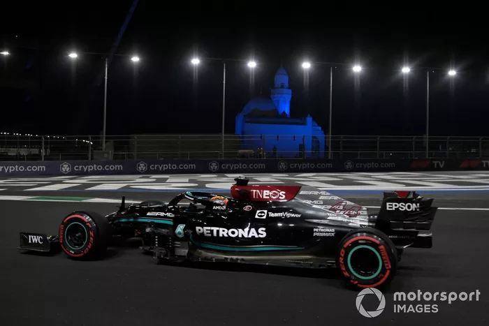 Lewis Hamilton, Mercedes W12