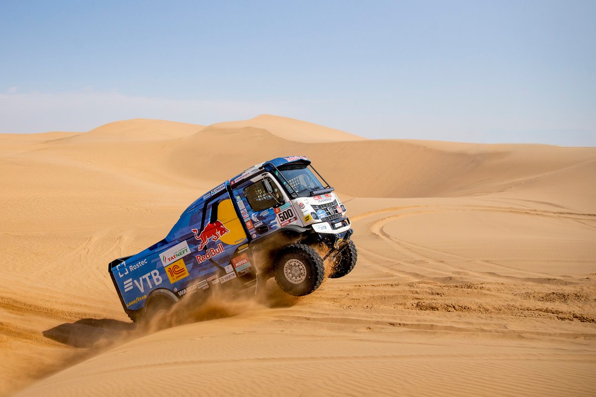 #500 Kamaz - Master: Dmitry Sotnikov, Ruslan Akhmadeev, Ilgiz Akhmetzianov