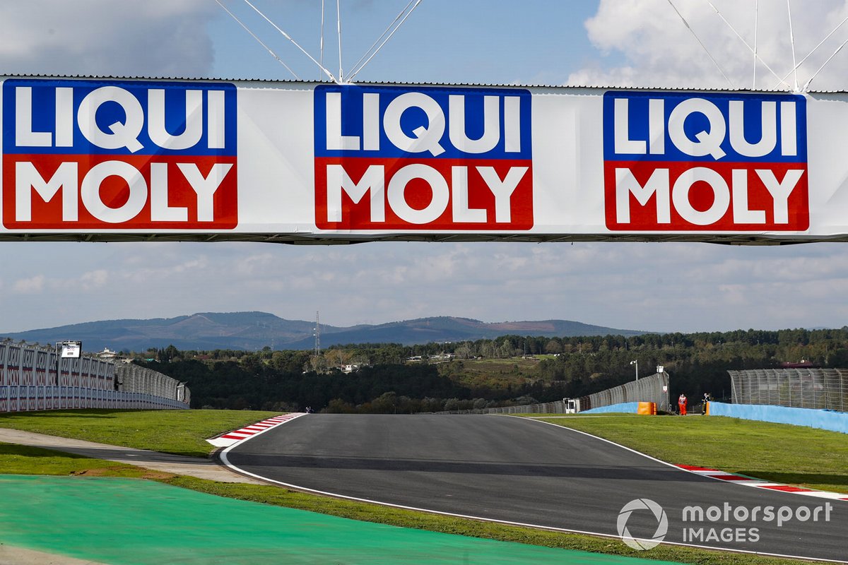Track walk