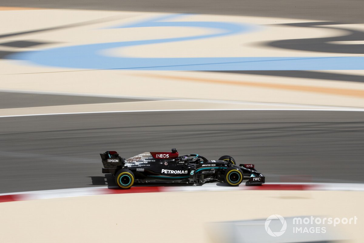 Lewis Hamilton, Mercedes W12